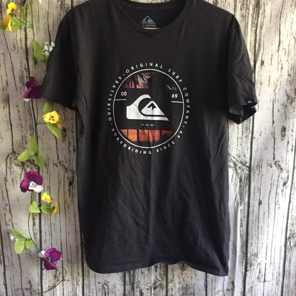 Quiksilver Other - QuickSilver Tee Shirt